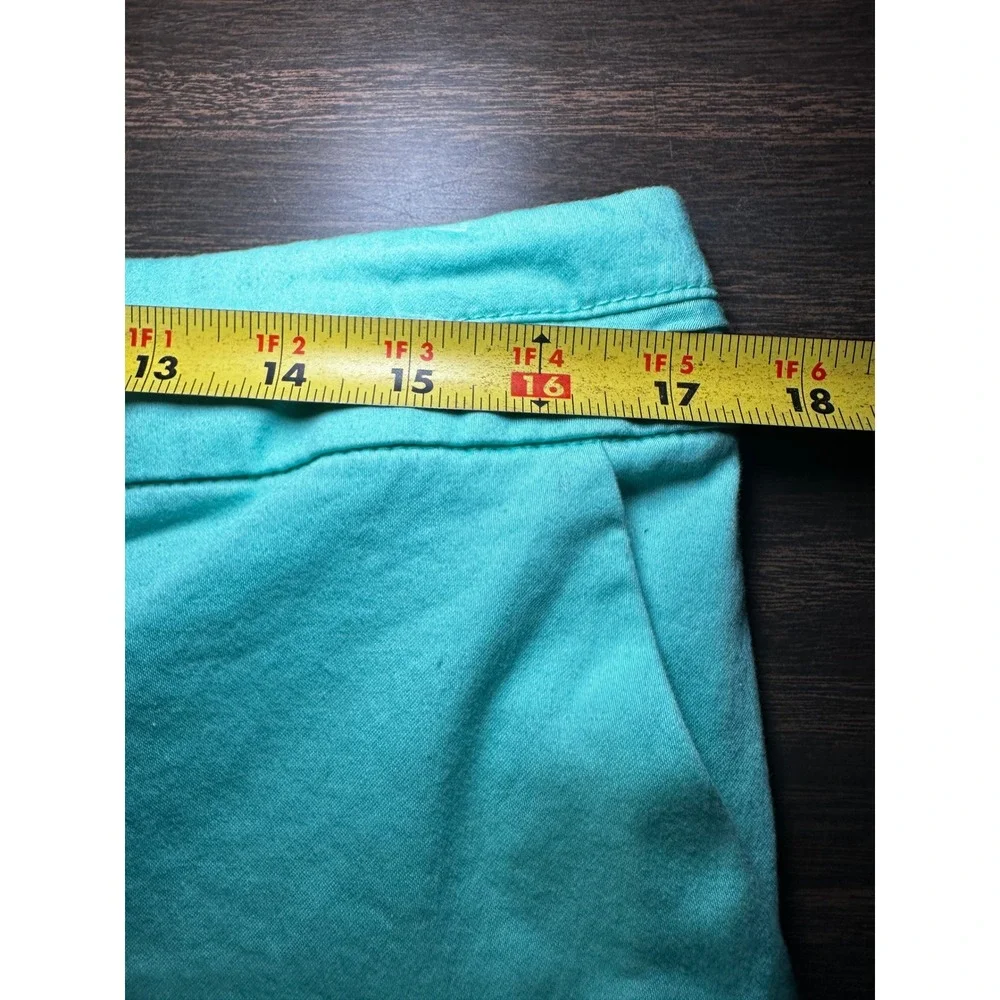 Express‎ Womens Mint Green Cuffed Chino Shorts Size 10 Cotton Stretch Mid Rise
